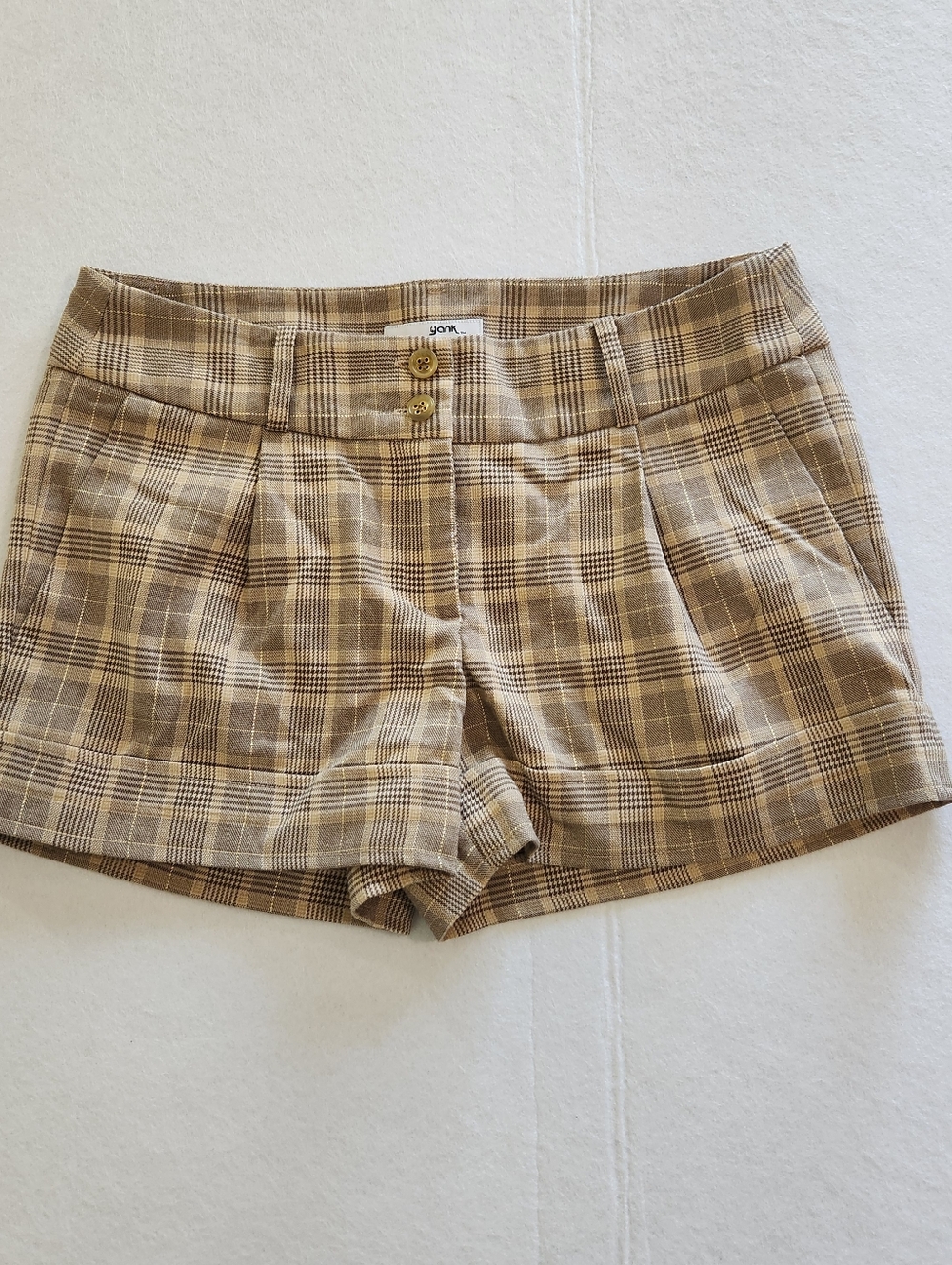 Yank Y2K Plaid Tailored Shorts in Tan and Cream Size 4
